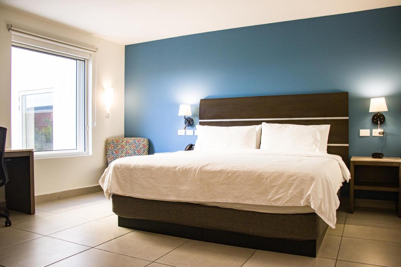 Holiday Inn Express Merida Centro By Ihg Екстер'єр фото