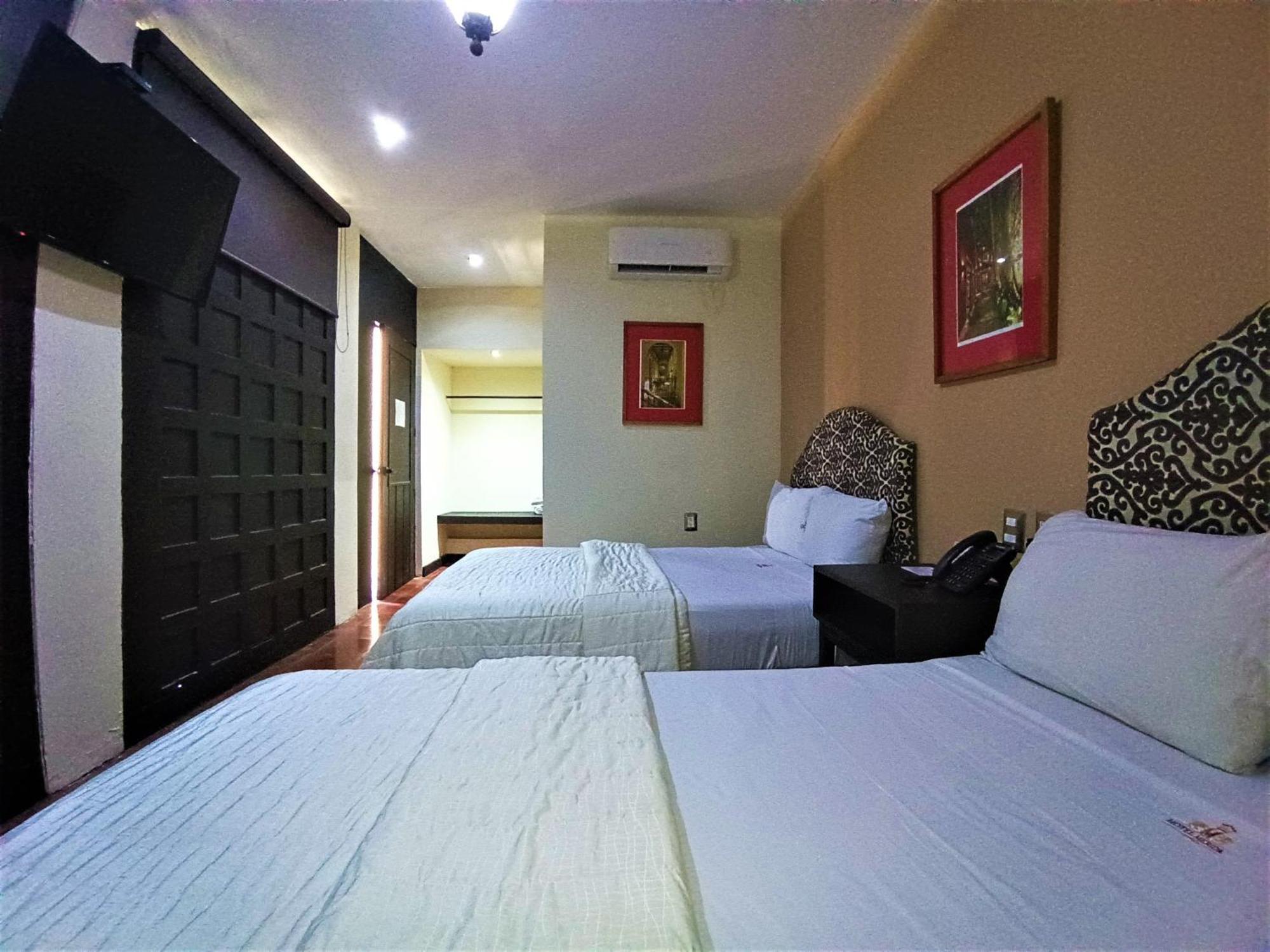 Holiday Inn Express Merida Centro By Ihg Екстер'єр фото