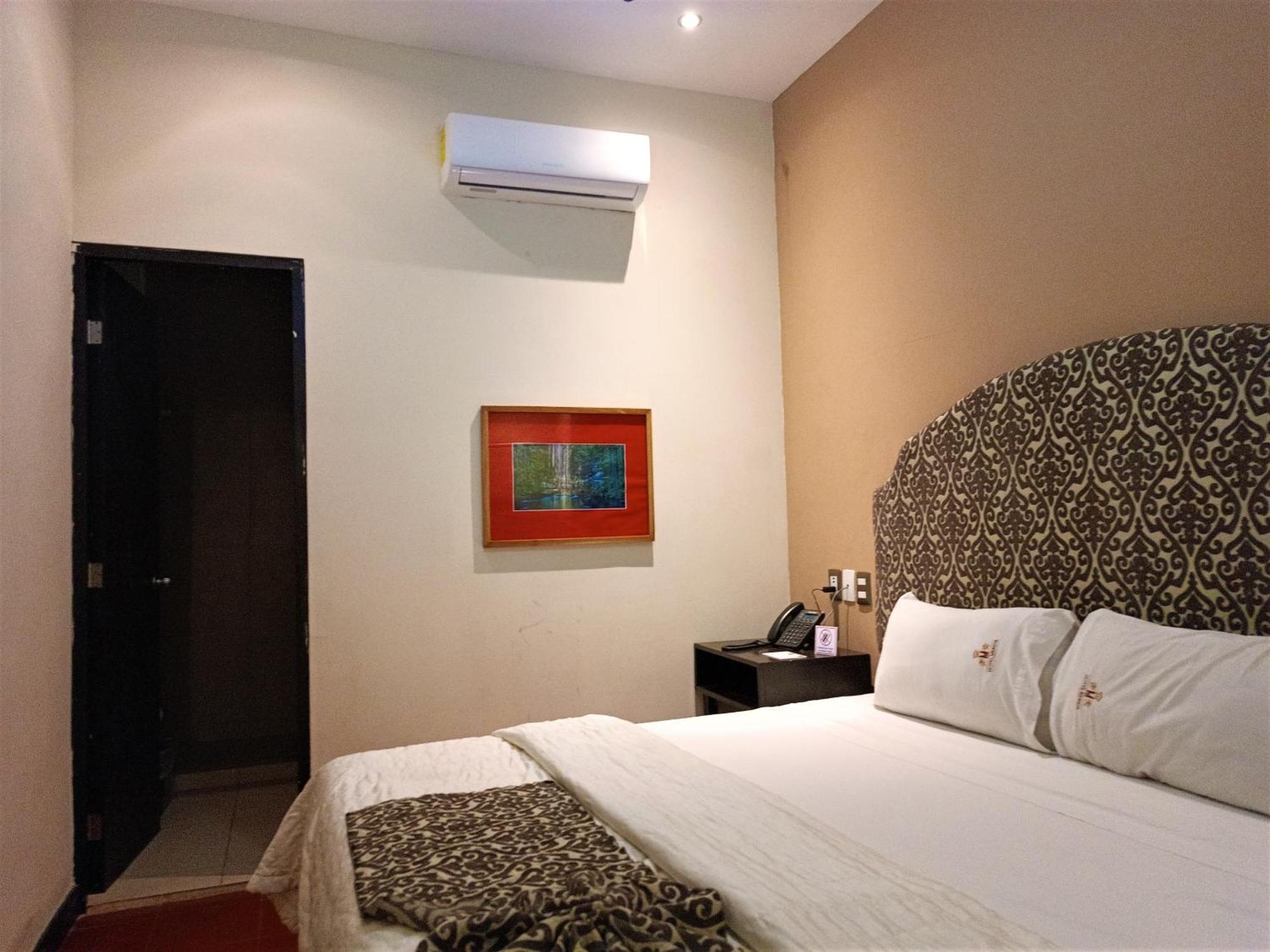 Holiday Inn Express Merida Centro By Ihg Екстер'єр фото