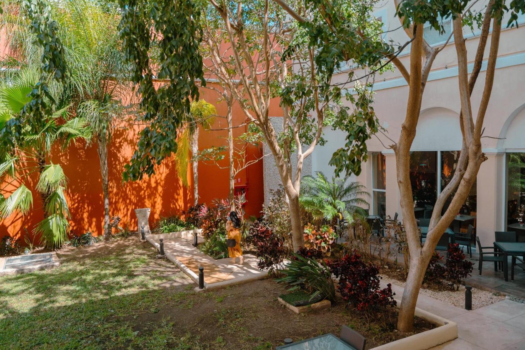 Holiday Inn Express Merida Centro By Ihg Екстер'єр фото