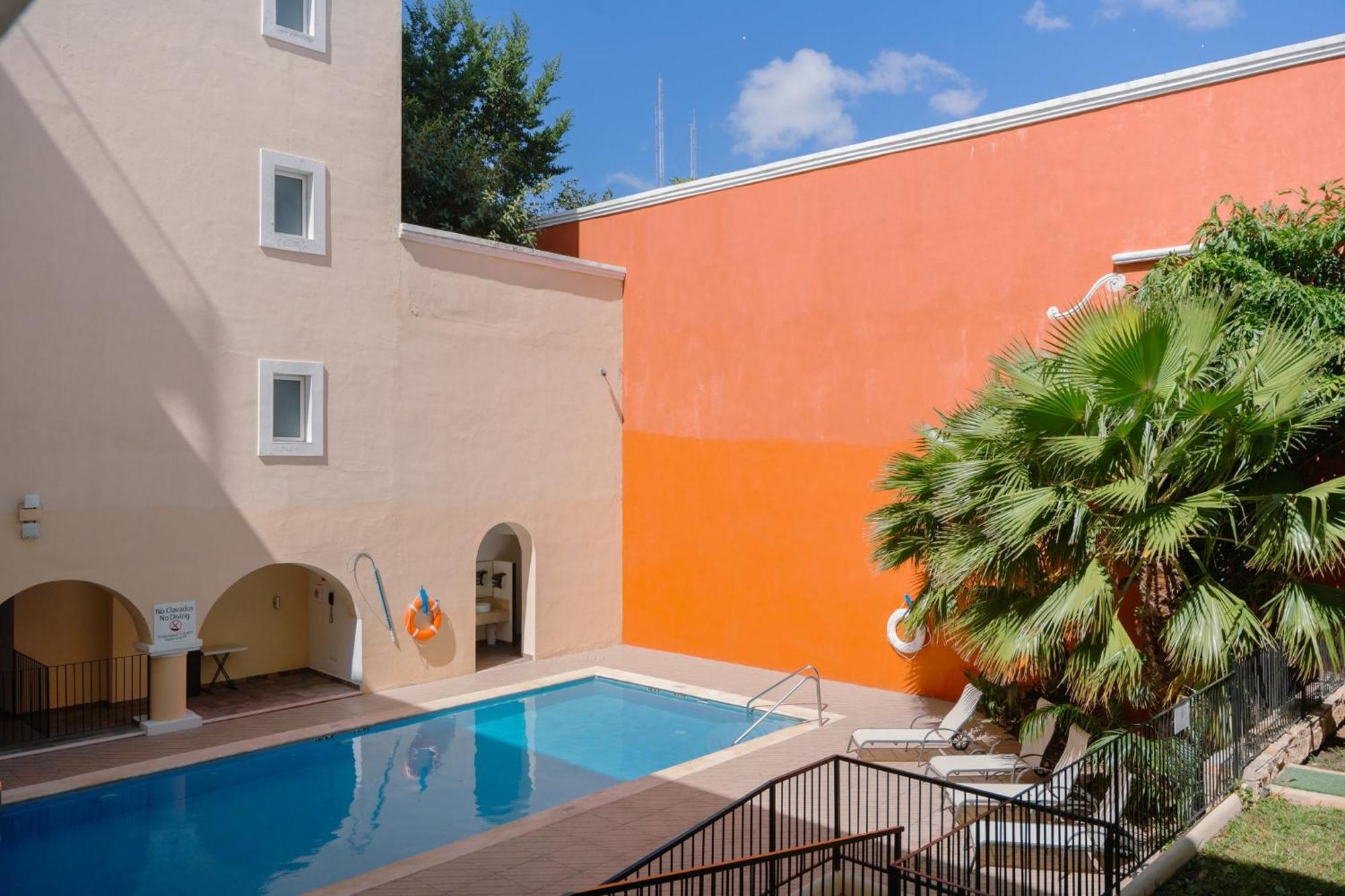 Holiday Inn Express Merida Centro By Ihg Екстер'єр фото