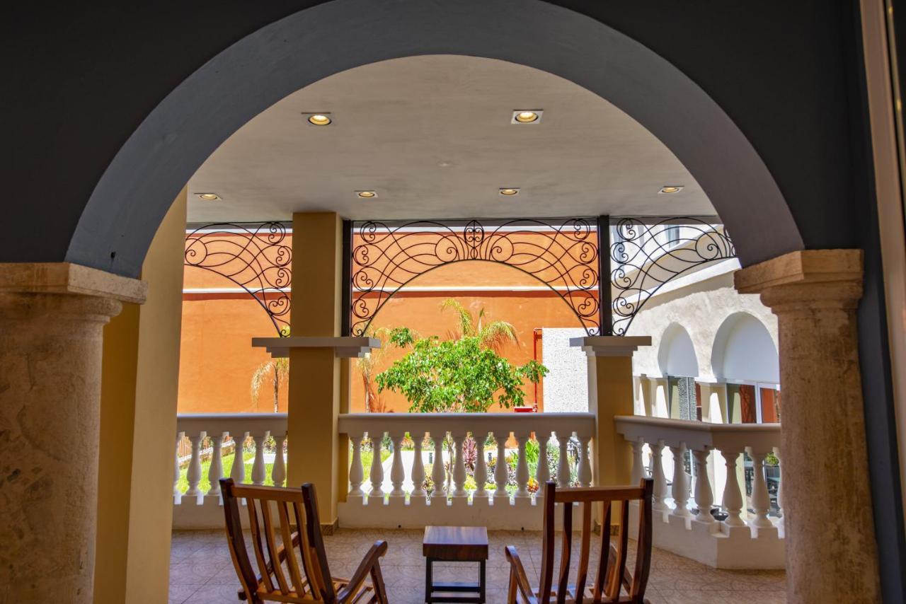 Holiday Inn Express Merida Centro By Ihg Екстер'єр фото